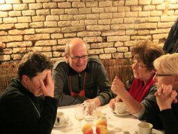 Pochod po sklepech 2014